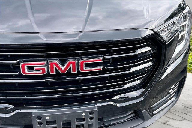 Used 2024 GMC Terrain SLE w/ Elevation Edition FWD image 26