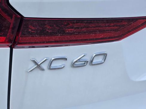 New 2026 Volvo XC60 B5 Plus AWD/4WD image 11