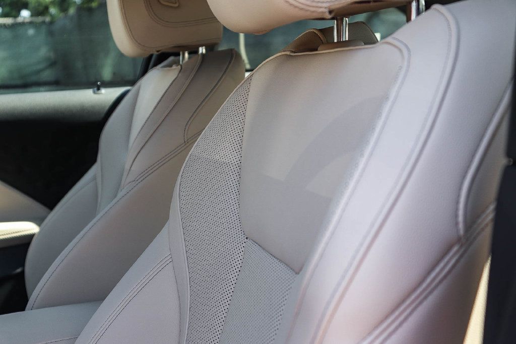 Used 2025 BMW M240i Coupe RWD image 22