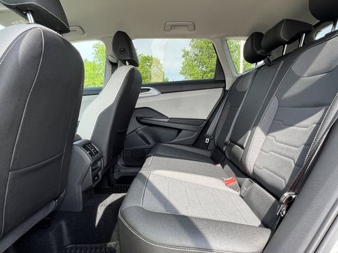 New 2025 Volkswagen Taos SE image 35