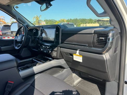 New 2026 Ford F350 Lariat AWD/4WD image 19