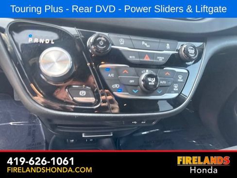 Used 2019 Chrysler Pacifica Touring Plus w/ S Appearance Package FWD image 21