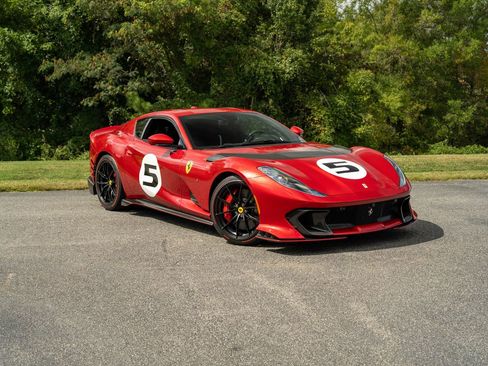 Certified 2023 Ferrari 812 Competizione image 1