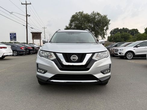 Used 2019 Nissan Rogue SL AWD/4WD image 2