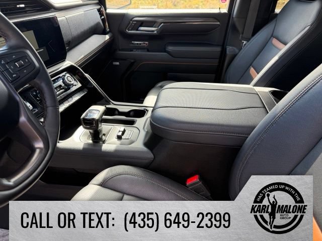 Used 2025 GMC Sierra 1500 AT4 w/ Technology Package AWD/4WD image 25