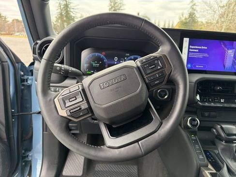 Used 2024 Toyota Land Cruiser image 23