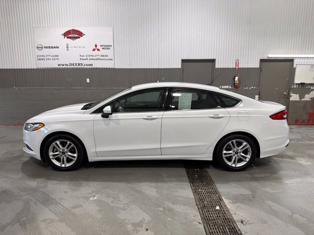 Used 2018 Ford Fusion SE w/ Fusion SE Technology Package FWD image 7
