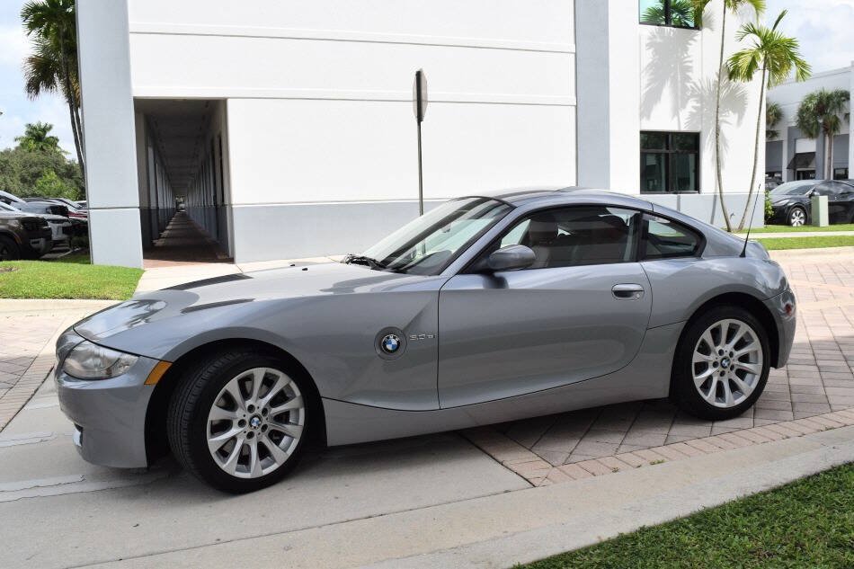 Used 2007 BMW Z4 3.0si RWD image 4