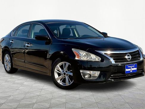 Used 2015 Nissan Altima 2.5 SL w/ Moonroof Package image 1