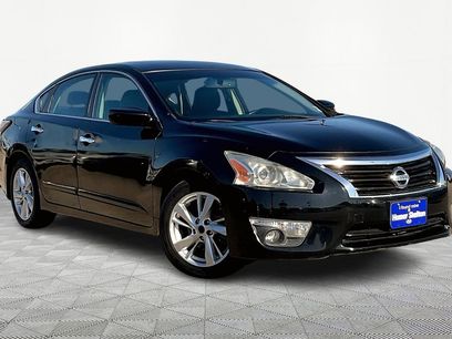 Used 2015 Nissan Altima 2.5 SL w/ Moonroof Package