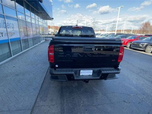 Used 2021 Chevrolet Colorado Z71 w/ Z71 Midnight Edition image 7