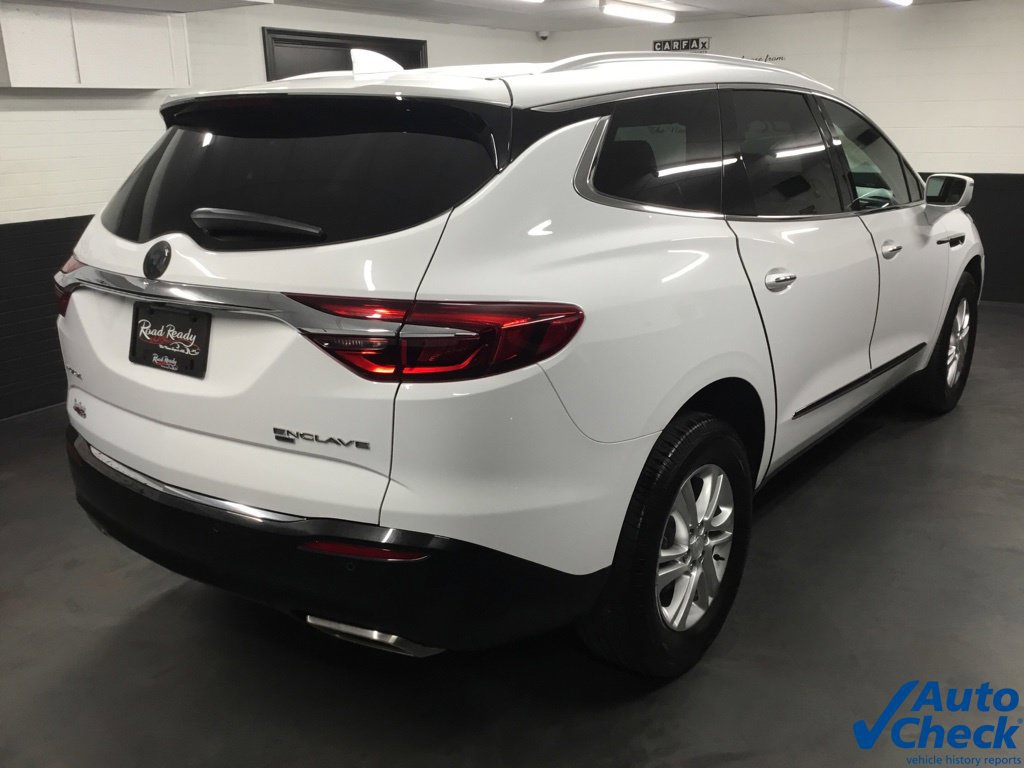 Used 2018 Buick Enclave Essence AWD/4WD image 11