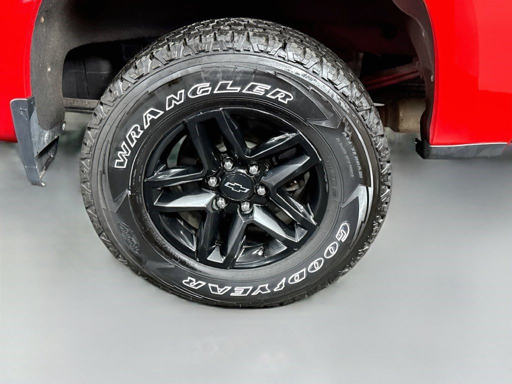 Used 2022 Chevrolet Silverado 1500 Custom Trail Boss w/ Safety Confidence Package AWD/4WD image 34