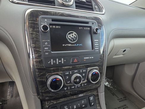 Used 2014 Buick Enclave Leather image 22