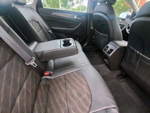 Used 2016 Hyundai Sonata Sport w/ Option Group 02 FWD image 14