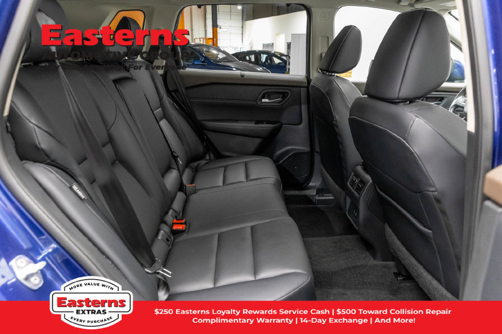 Used 2023 Nissan Rogue SV w/ SV Premium B Package AWD/4WD image 25
