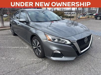 Certified 2022 Nissan Altima 2.5 SV