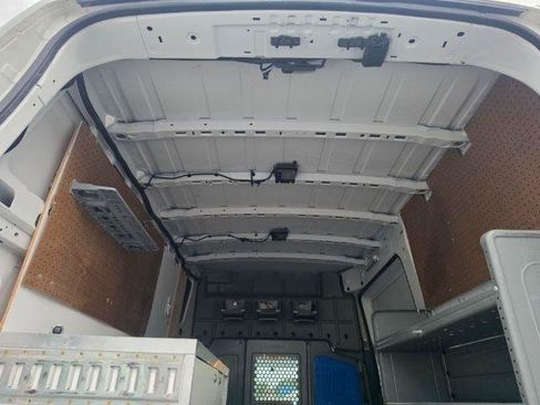 Used 2021 Nissan NV 2500 SV RWD image 39