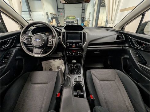Used 2023 Subaru Crosstrek 2.0i AWD/4WD image 11