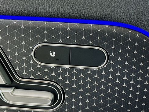 Certified 2025 Mercedes-Benz GLA 250 4MATIC image 22