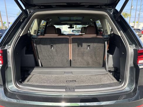 Used 2022 Volkswagen Atlas SEL image 8