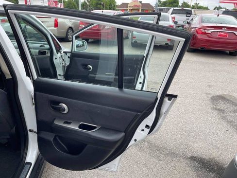 Used 2008 Nissan Versa 1.8 S w/ PWR Pkg image 7