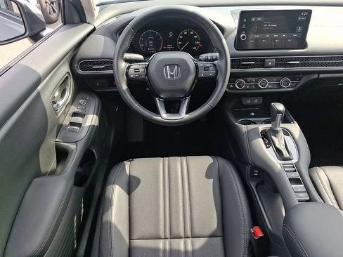 Used 2026 Honda HR-V EX-L image 11