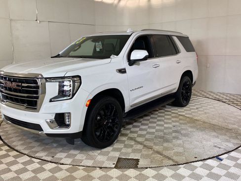 Used 2024 GMC Yukon AT4 w/ AT4 Premium Plus Package AWD/4WD image 28