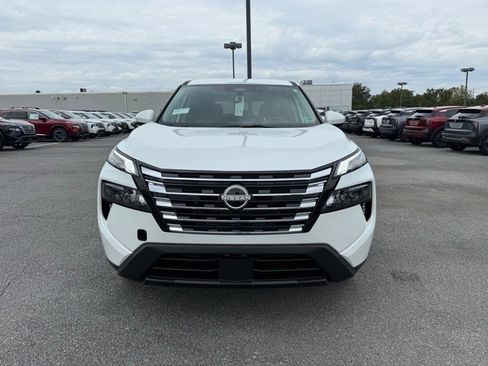 New 2026 Nissan Rogue SV image 3