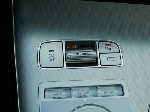 New 2026 Genesis GV70 2.5T Sport Prestige image 7