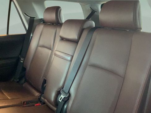 Used 2018 Toyota 4Runner Limited AWD/4WD image 29