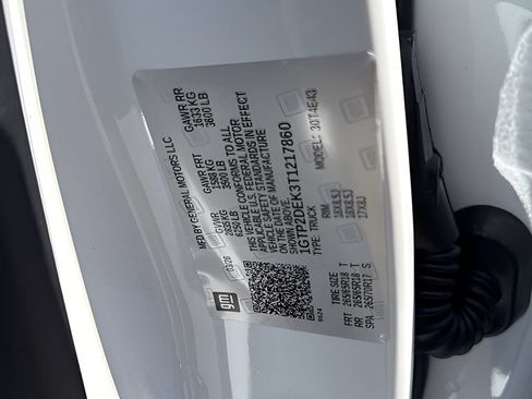 New 2026 GMC Canyon AT4 w/ Technology Plus Package AWD/4WD image 38