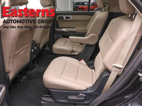 Used 2021 Ford Explorer XLT w/ Equipment Group 202A AWD/4WD image 21