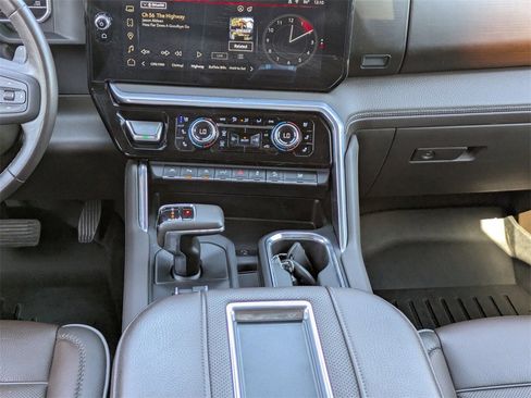 Used 2022 GMC Sierra 1500 Denali w/ Technology Package image 18