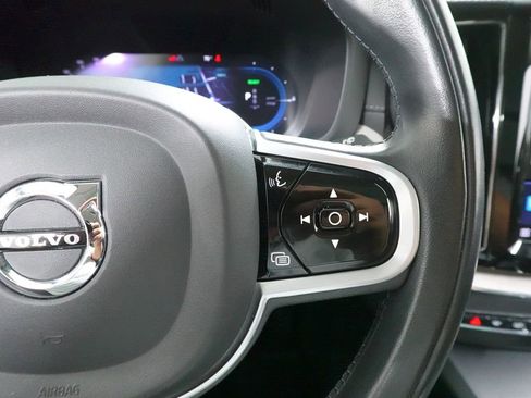 Used 2022 Volvo XC60 T8 Inscription w/ Advanced Package image 14