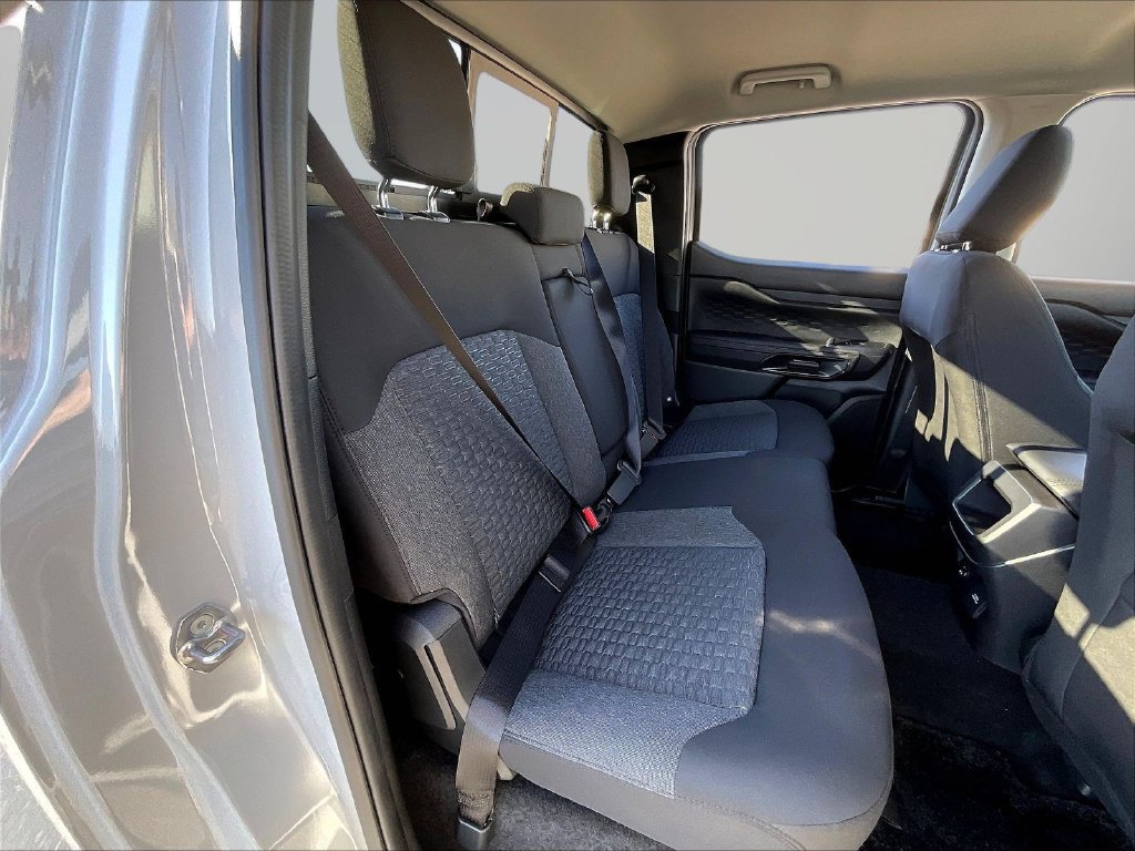 New 2026 Ford Ranger XLT w/ Equipment Group 301A High AWD/4WD image 9