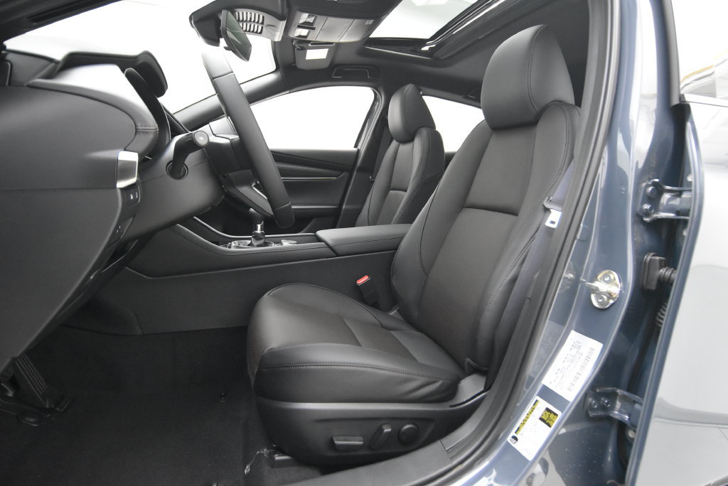 New 2026 MAZDA MAZDA3 2.5 S Hatchback w/ Premium Pkg FWD image 25