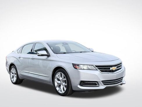 Used 2016 Chevrolet Impala LTZ image 4