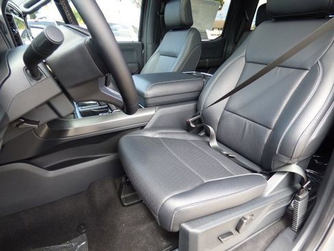 New 2025 Ford F150 Lariat w/ Equipment Group 501A Mid image 30