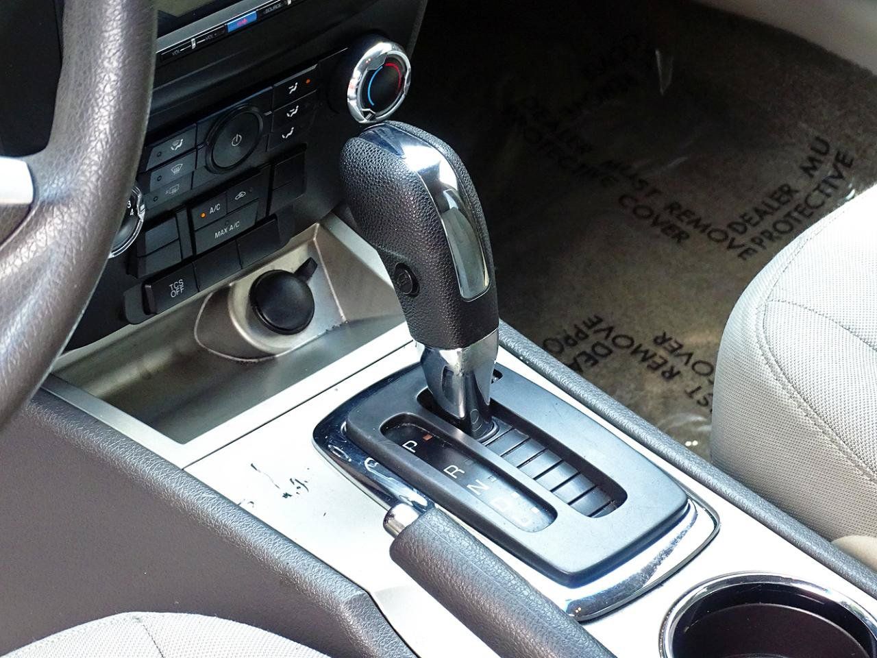 Used 2011 Ford Fusion SE FWD image 21