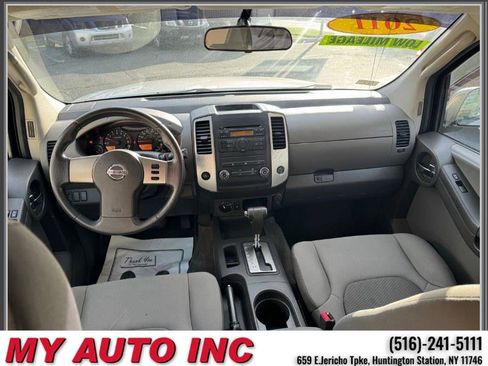 Used 2011 Nissan Xterra S image 11