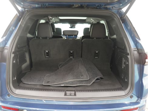 Used 2025 Buick Enclave Avenir w/ Super Cruise Package image 18