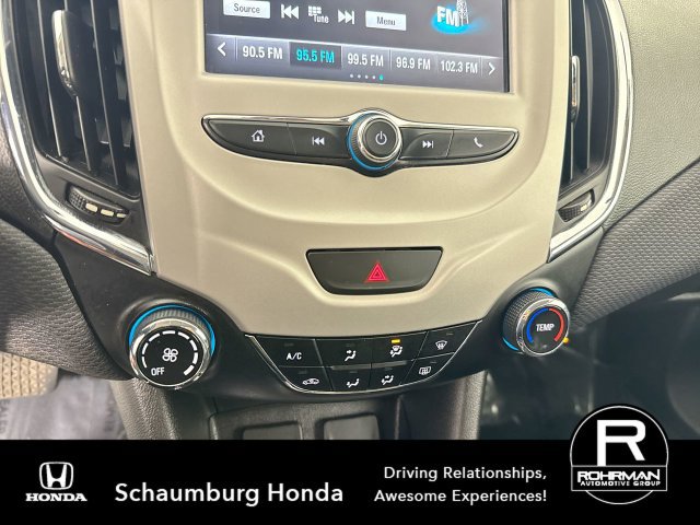 Used 2018 Chevrolet Cruze LS FWD image 9