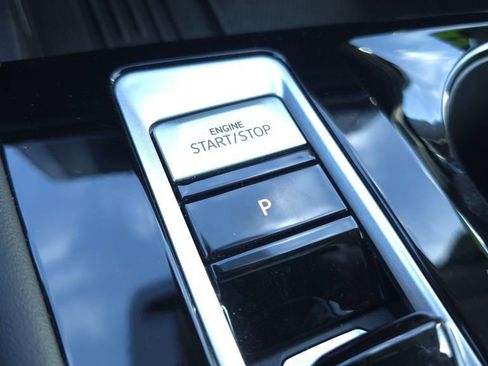 Used 2025 Volkswagen Atlas SEL Premium R-Line image 46