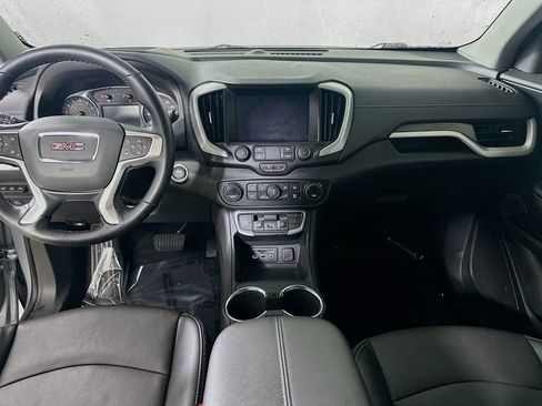 Used 2023 GMC Terrain SLT w/ Tech Package FWD image 18