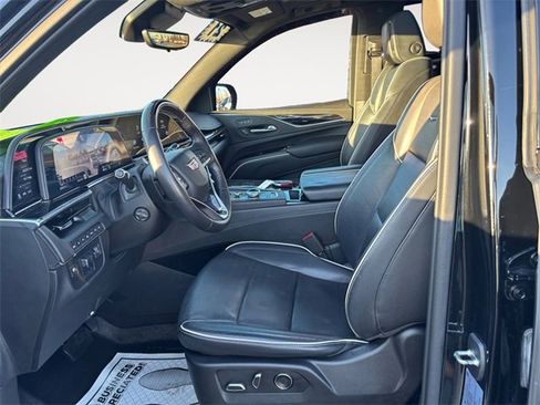 Used 2021 Cadillac Escalade ESV Sport w/ Driver Assist Tech Package image 9