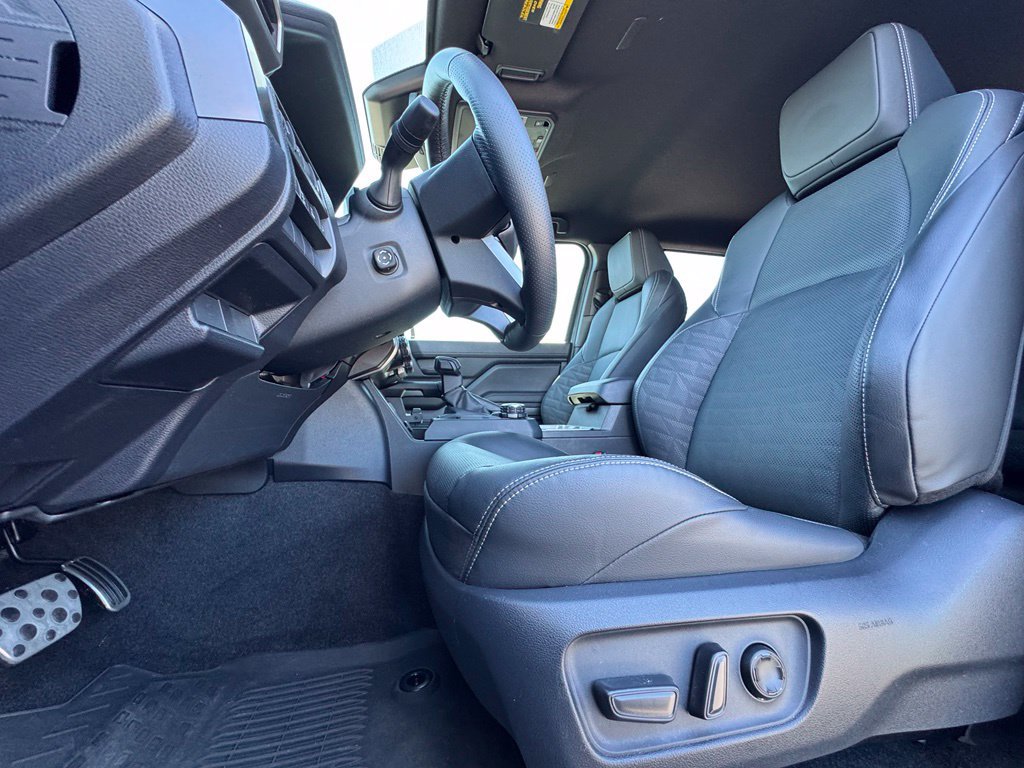 Used 2025 Toyota 4Runner TRD Sport Premium AWD/4WD image 19