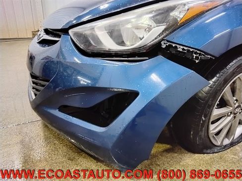 Used 2016 Hyundai Elantra SE w/ Option Group 02 image 17