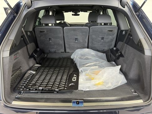 Certified 2025 Audi Q7 2.0T Premium w/ Convenience Plus Package image 14