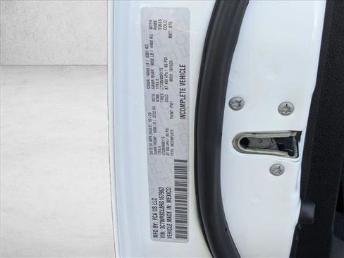 Used 2024 RAM 3500 Tradesman image 23